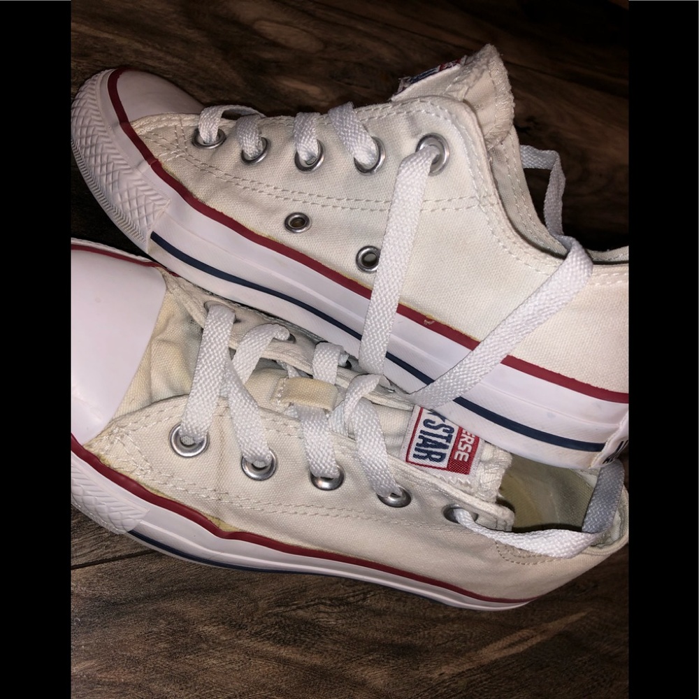 White converse size 5